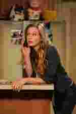 Natalie dans How I Met Your Mother Natalie how i met