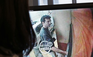 Xavier Dupont de Ligonnès a été filmé pour la dernière fois le 14 avril 2011 à Roquebrune-sur-Argens (Var).