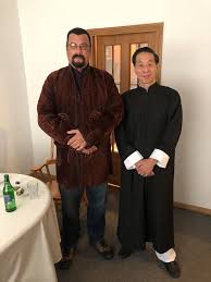 ستيفن سيجال مع والده