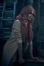 Katherine McNamara - Matériel promotionnel du stand 2020 Katherine McNamara - Matériel promotionnel du stand 2020