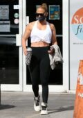 Jennifer Lopez débardeur de sport et leggings pour une séance d'entraînement à la salle de sport à Miami, Floride