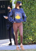 Kendall Jenner montre ses jambes toniques dans des leggings alors qu'elle part après une séance d'entraînement à Los Angeles