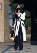 Kourtney Kardashian elle sort dîner avec son fils Mason et Fai Khadra à Nobu à Malibu, Californie