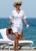 Ivanka Trump et Jared Kushner profiter d'une promenade romantique sur la plage tout en profitant du soleil à Miami Beach, Floride