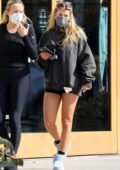 Sofia Richie affiche ses jambes toniques dans un petit short noir après une séance d'entraînement à Los Angeles