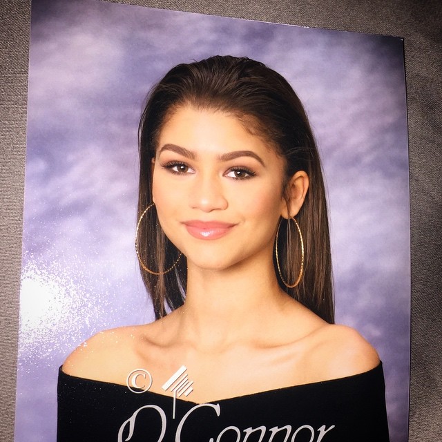 كتاب Zendaya السنوي ، صورة واحدة في Atrl.net at Atrl.net