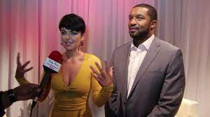 سيريندا سوان مع صديقها السابق روجر