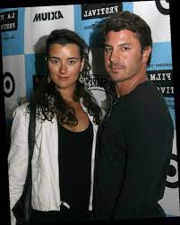 كوت دي بابلو مع صديقها